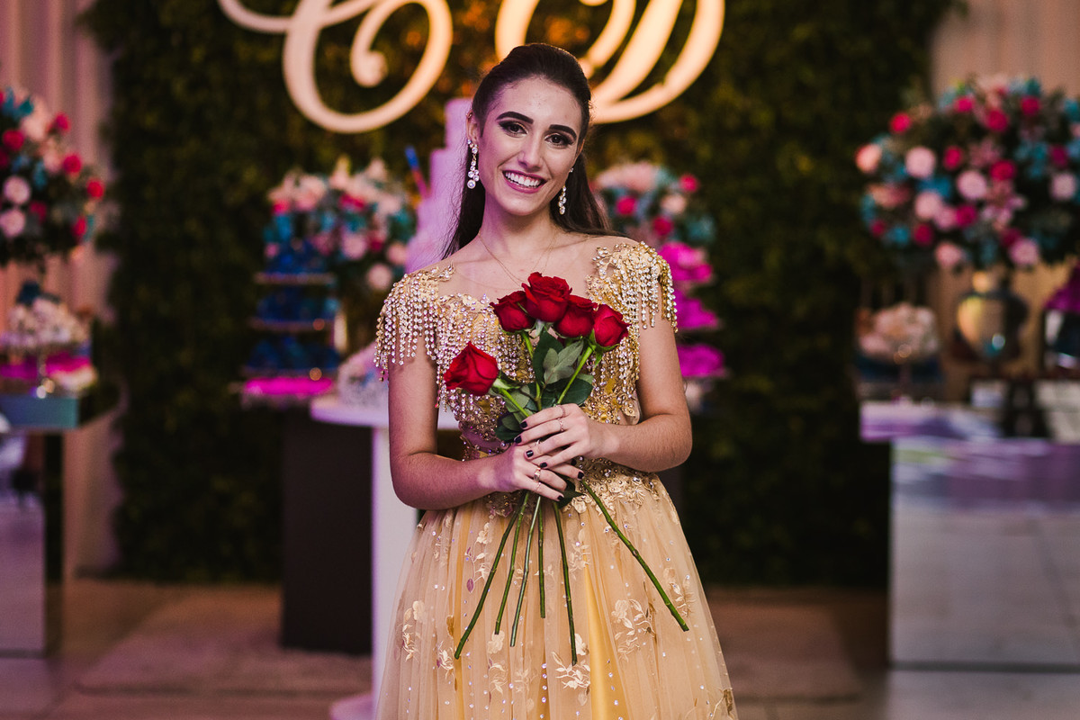 festa 15 anos claudia dourado