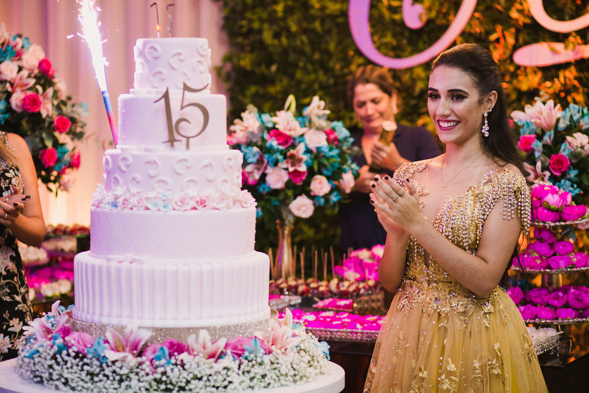 festa 15 anos claudia dourado