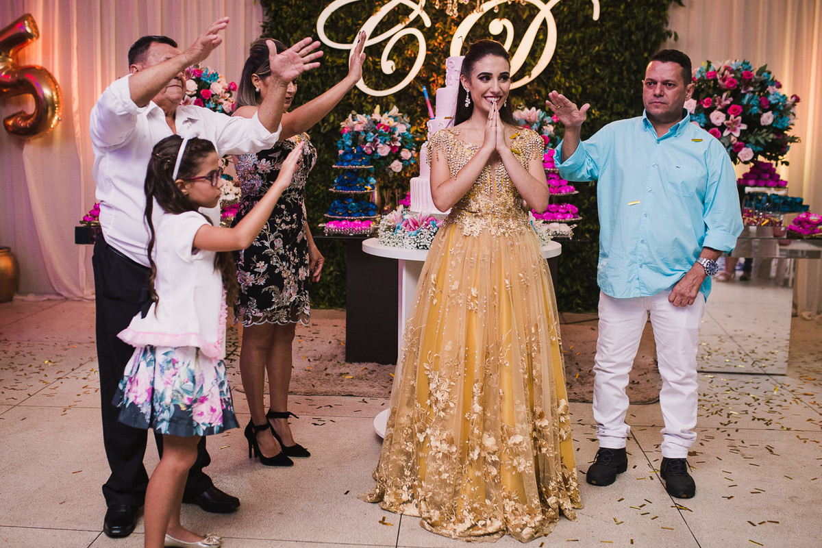 festa 15 anos claudia dourado