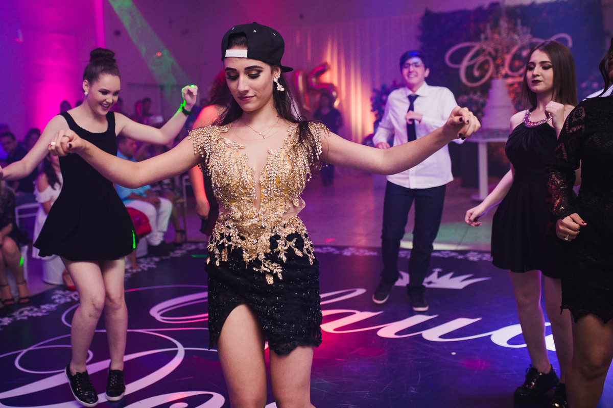 festa 15 anos claudia dourado