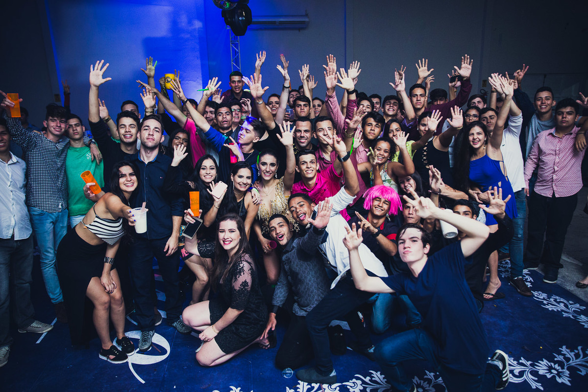 festa 15 anos claudia dourado