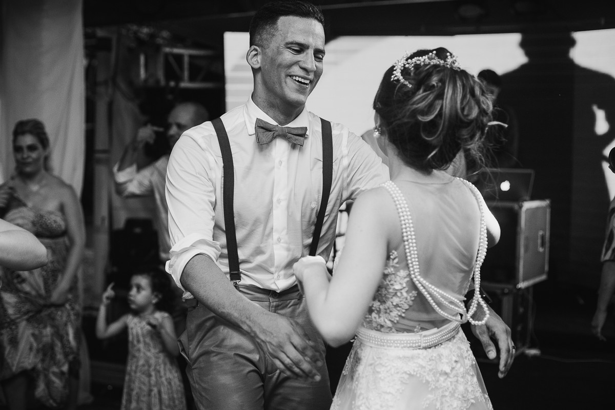 thiago dançando com nayara