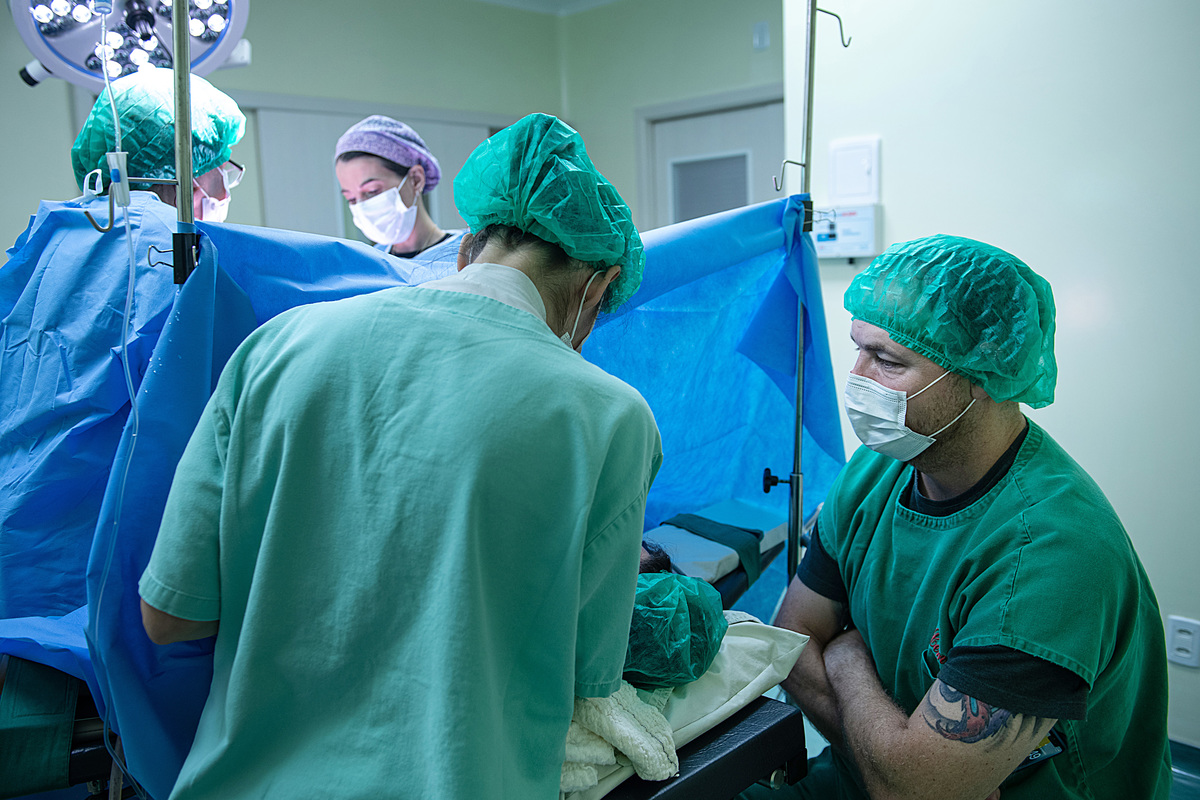 fotografia de nascimento, parto, cesaria, cesariana, nascimento, tania bauer fotografia, fotografia de parto, 