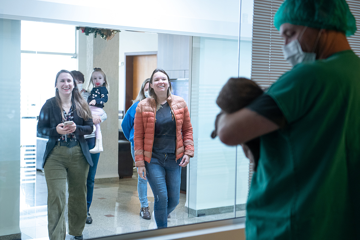 fotografia de nascimento, parto, cesaria, cesariana, nascimento, tania bauer fotografia, fotografia de parto, 