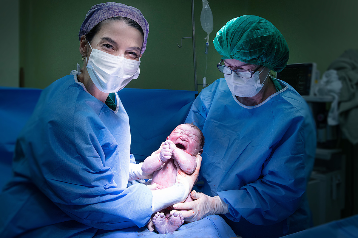 fotografia de nascimento, parto, cesaria, cesariana, nascimento, tania bauer fotografia, fotografia de parto, 