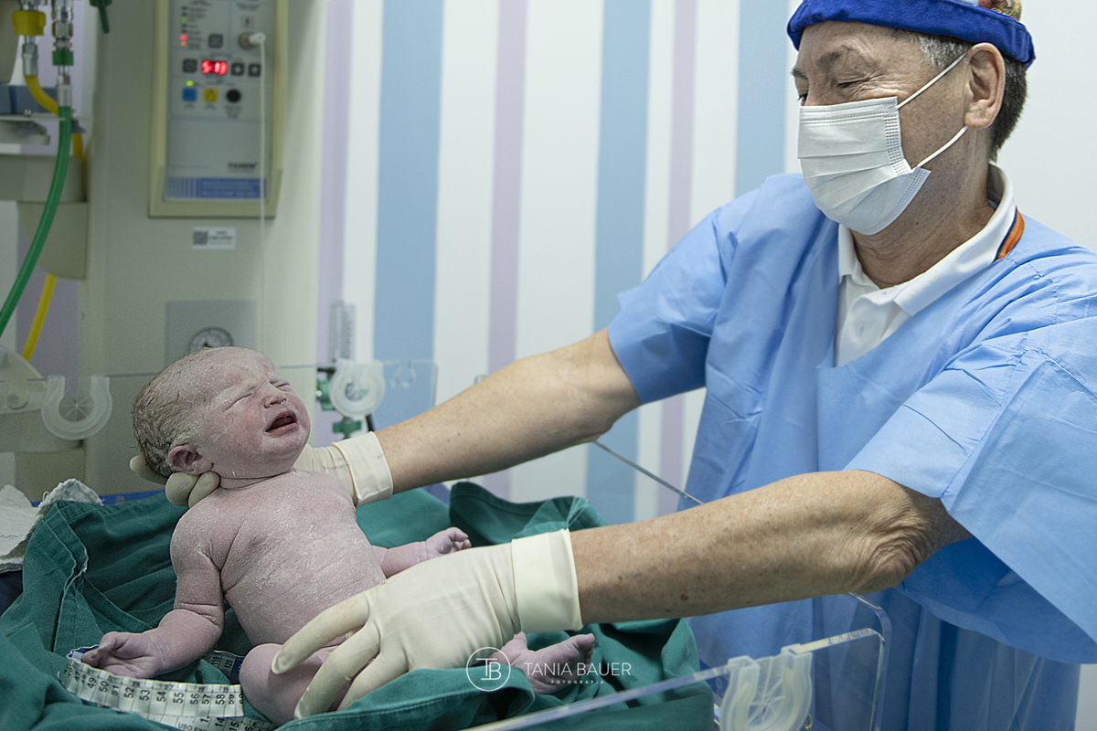 fotografia de nascimento, parto, cesaria, cesariana, nascimento, tania bauer fotografia, fotografia de parto, 
