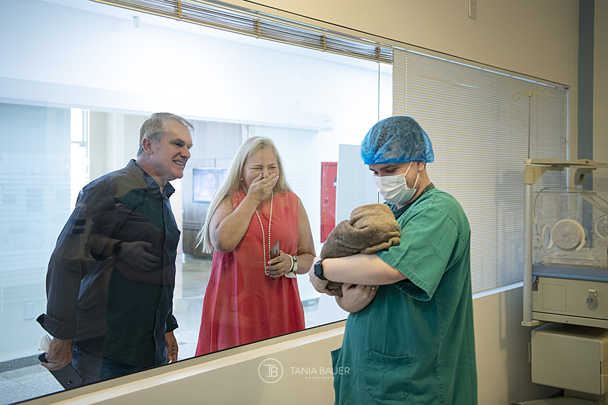 fotografia de nascimento, parto, cesaria, cesariana, nascimento, tania bauer fotografia, fotografia de parto, 