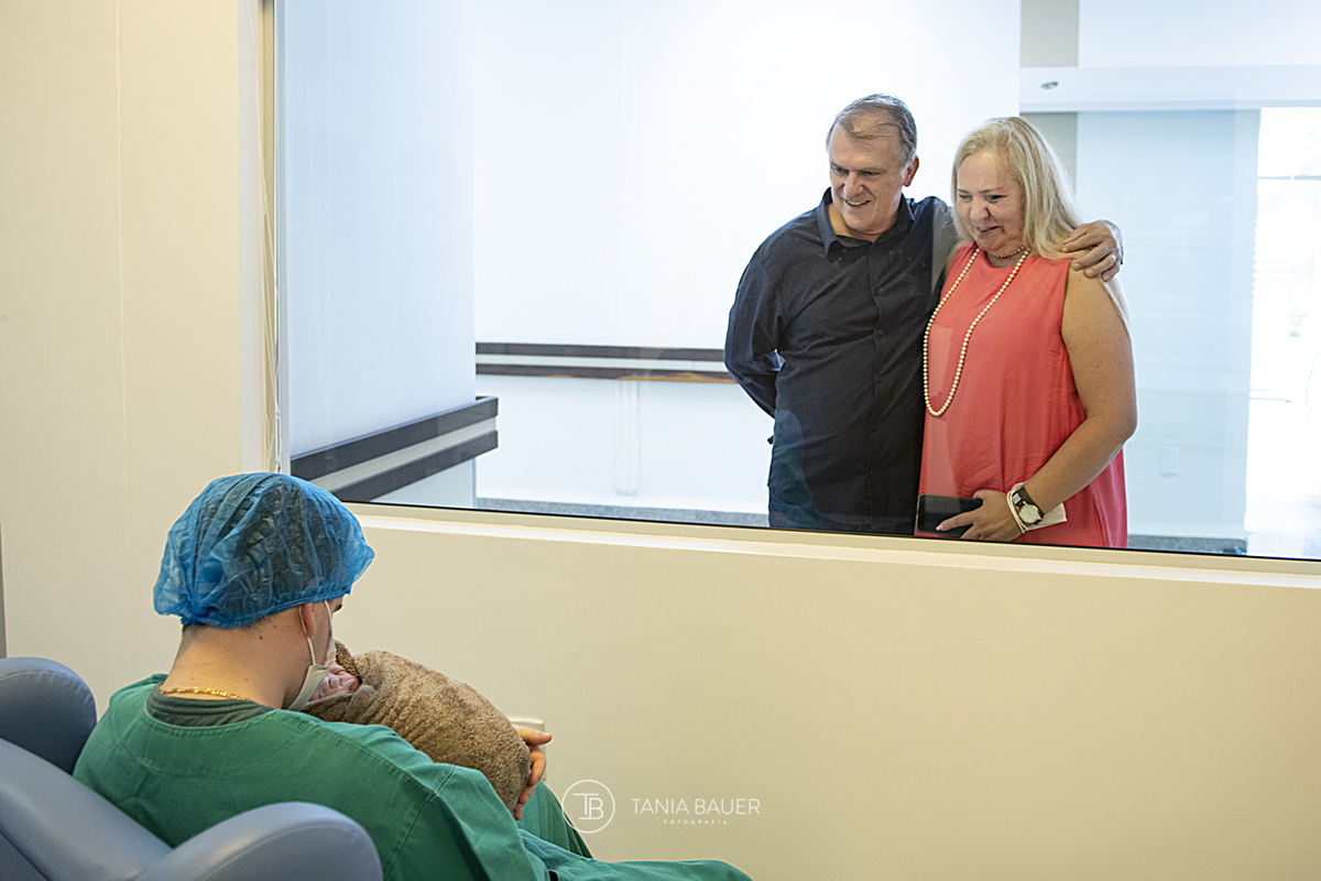 fotografia de nascimento, parto, cesaria, cesariana, nascimento, tania bauer fotografia, fotografia de parto, 