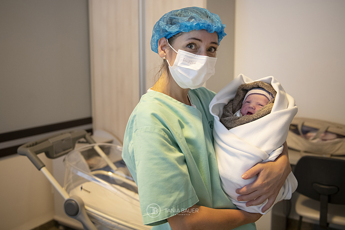 fotografia de nascimento, parto, cesaria, cesariana, nascimento, tania bauer fotografia, fotografia de parto, 
