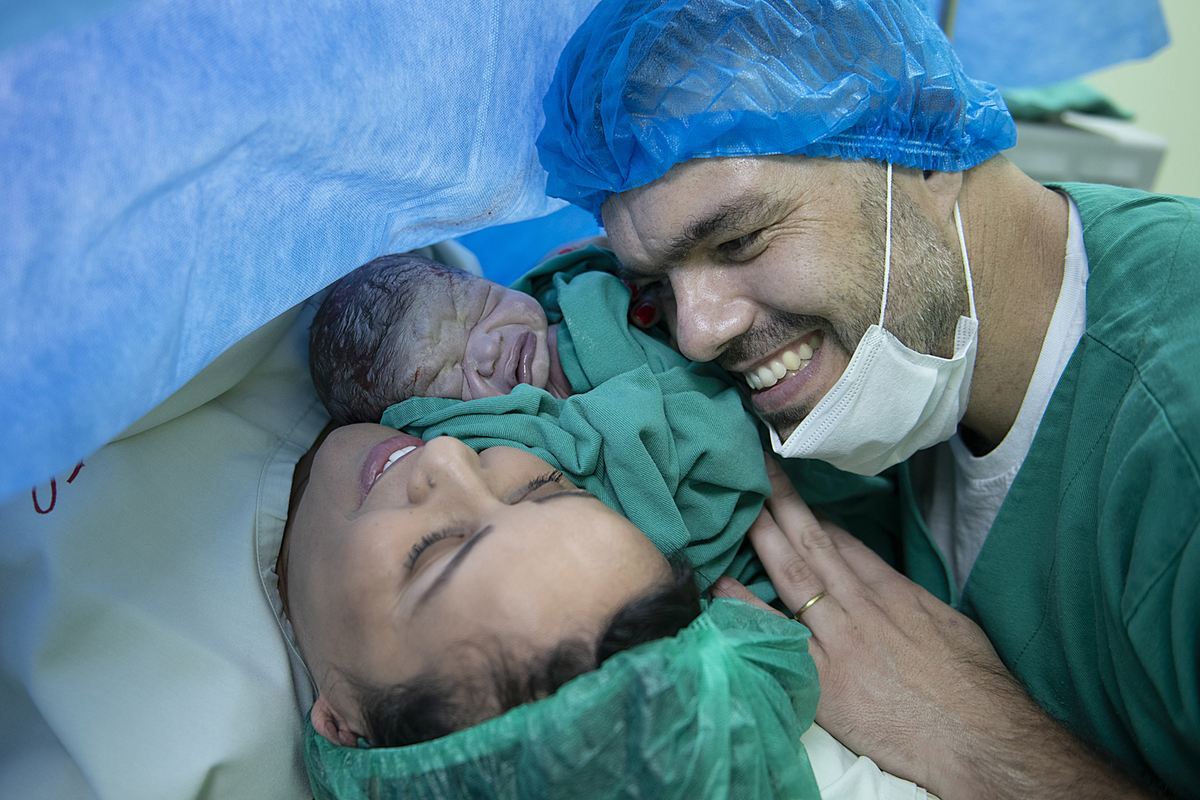 fotografia de nascimento, parto, cesaria, cesariana, nascimento, tania bauer fotografia, fotografia de parto, 