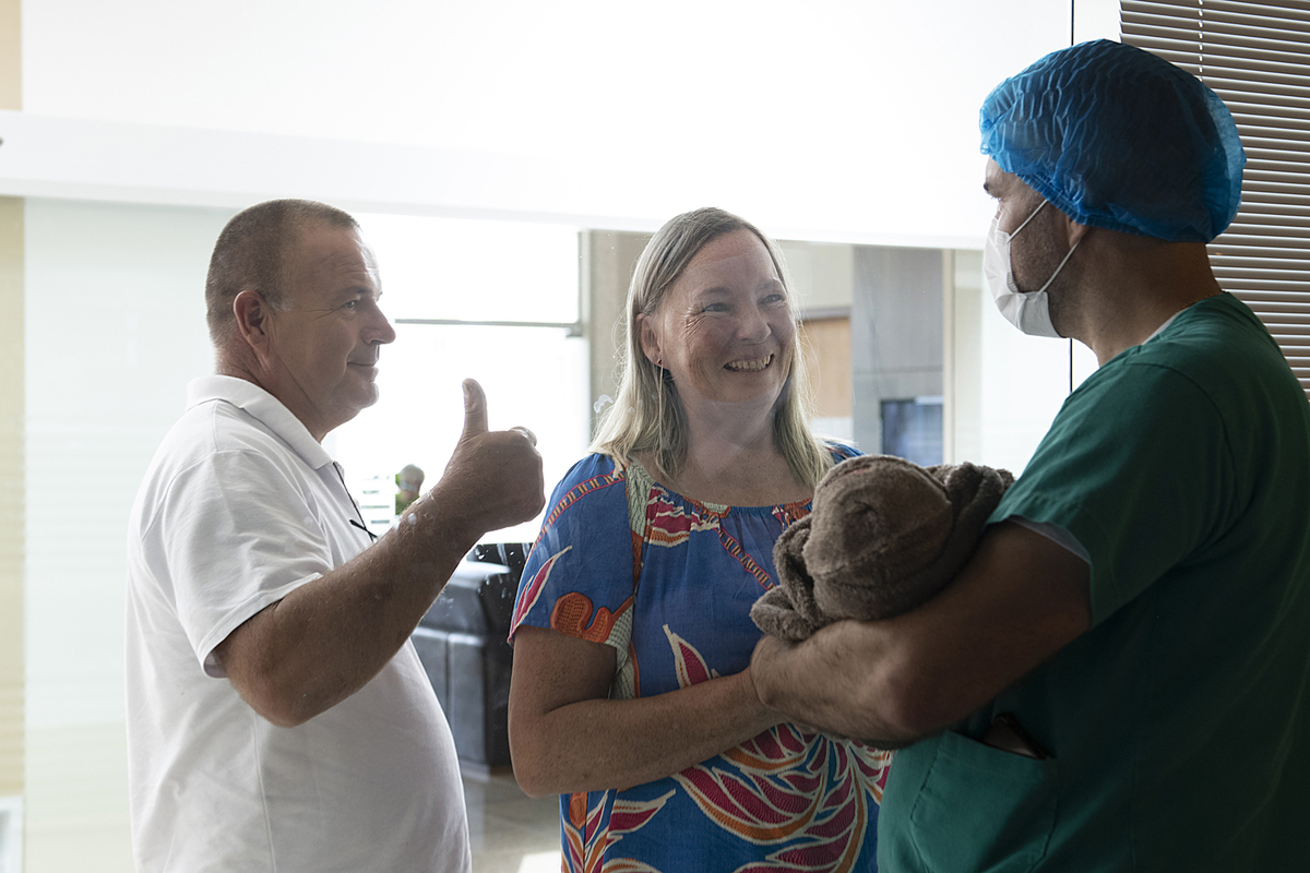 fotografia de nascimento, parto, cesaria, cesariana, nascimento, tania bauer fotografia, fotografia de parto, 