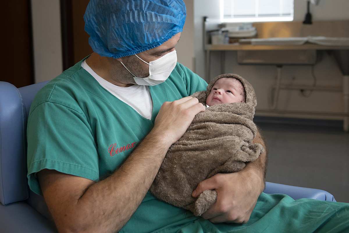 fotografia de nascimento, parto, cesaria, cesariana, nascimento, tania bauer fotografia, fotografia de parto, 