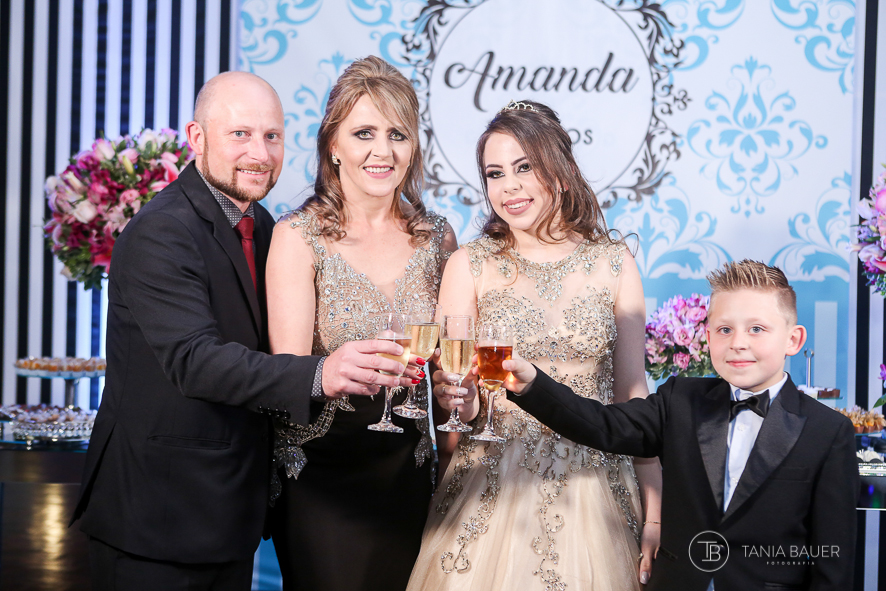 Fotografia 15 anos - São Bento  do Sul, Campo Alegre, Rio Negrinho, Joinville, Itajaí - Fotografa Tania Bauer