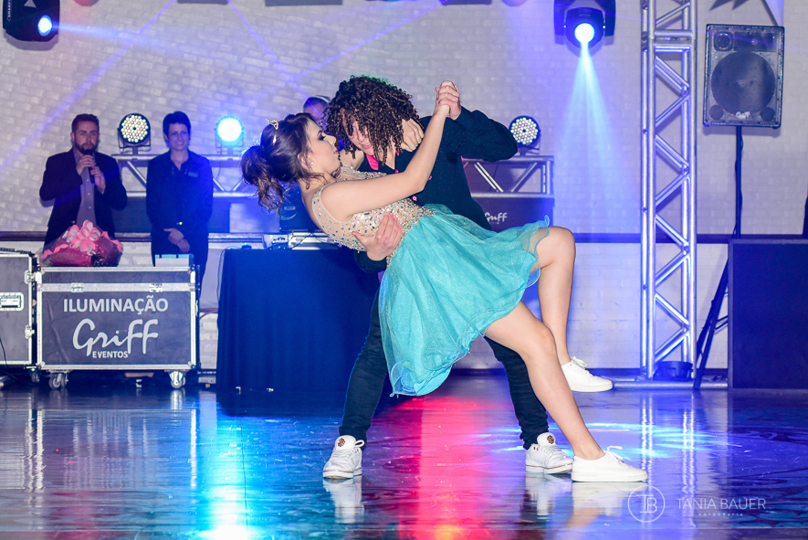 Fotografia 15 anos - São Bento  do Sul, Campo Alegre, Rio Negrinho, Joinville, Itajaí - Fotografa Tania Bauer