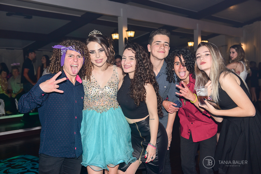 Fotografia 15 anos - São Bento  do Sul, Campo Alegre, Rio Negrinho, Joinville, Itajaí - Fotografa Tania Bauer