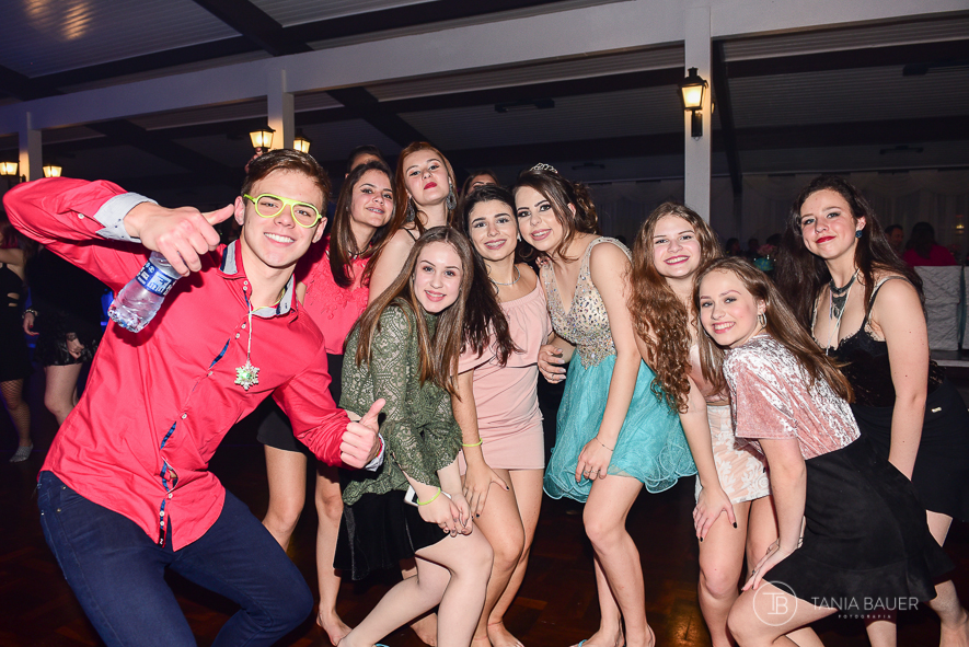 Fotografia 15 anos - São Bento  do Sul, Campo Alegre, Rio Negrinho, Joinville, Itajaí - Fotografa Tania Bauer