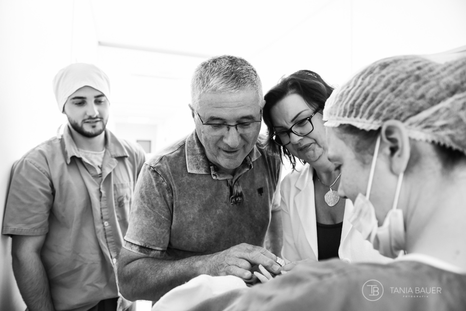 Fotografia de parto e newborn - fotografa Tania Bauer - São Bento do Sul - SC