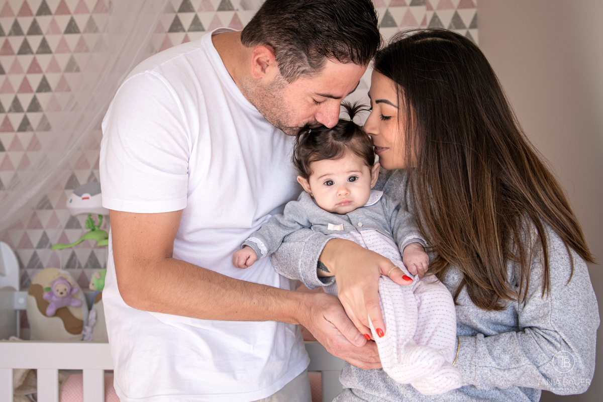 tania bauer fotografia, tania bauer, fotografa de família, ensaio de família, fotografia em casa, lifestyle, retrato de família, família, family