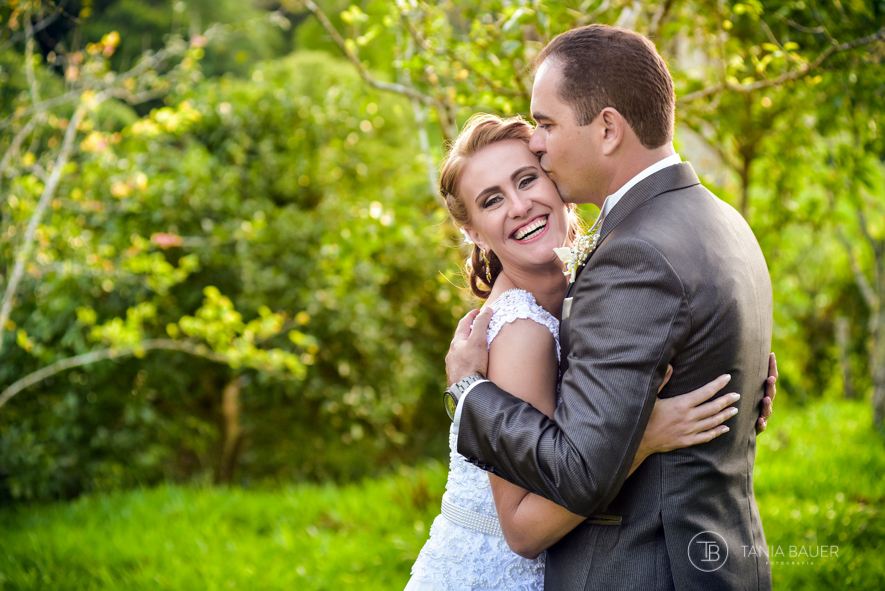 Fotografia de casamento - Campo Alegre, São Bento do Sul, Rio Negrinho, Joinville,Itajaí - Fotografa Tania Bauer