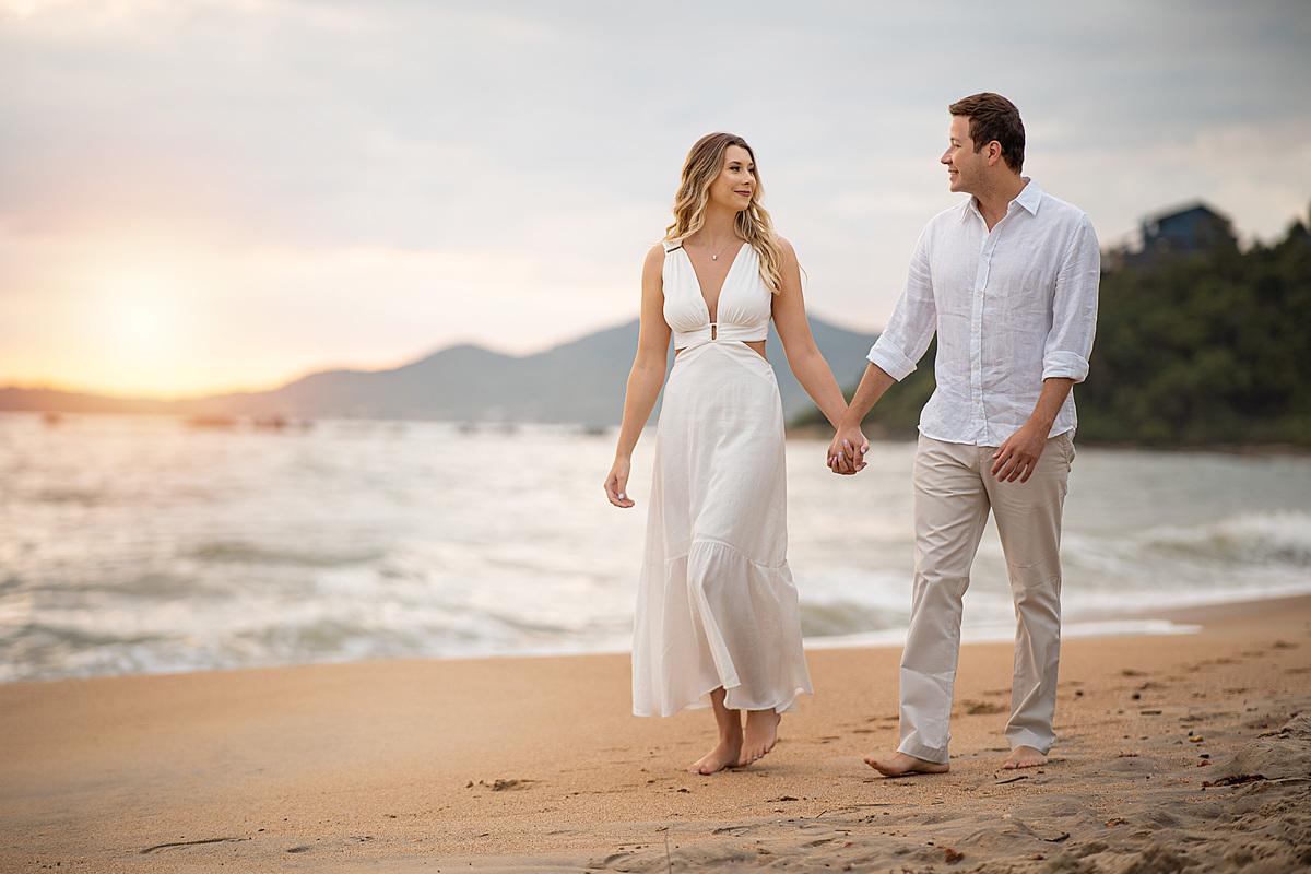 ensaio noivos, prewedding, fotografia de casamento, ensaio externo, ensaio na praia, noivos, fotografa de casamento, wedding day, tania bauer fotografia, fotografa de Santa Catarina, fotografa de São Bento do Sul, Tania Bauer