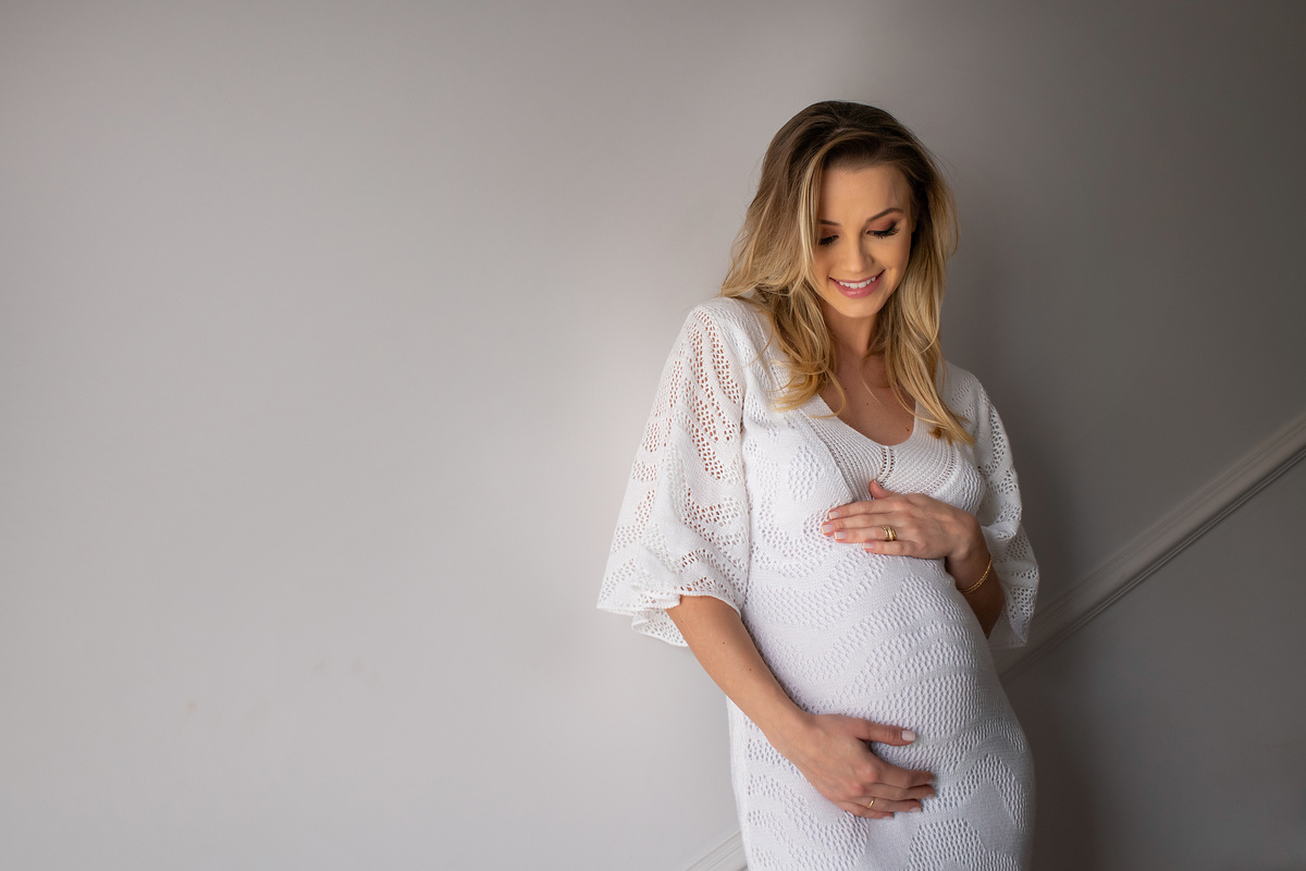 fotografia degestante, fotografia de familia, gestante em casa, lifestyle, gestante, gravida, ensaio de gestante em casa, ensaio fotografico gestante, ensaio externo gestante, tania bauer, tania bauer fotografia