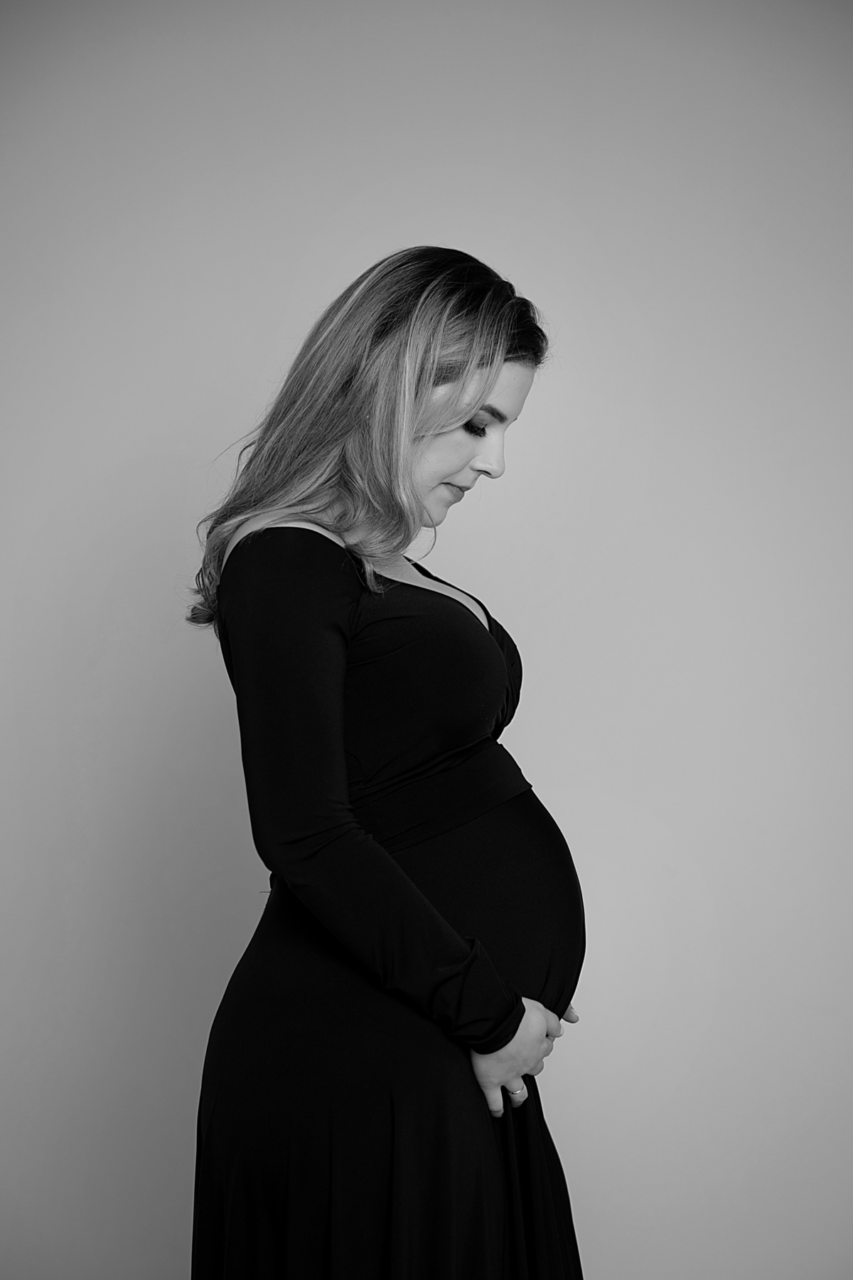 gestante, fotografa de gestente, ensaio em estudio, ensaio fotografico em estuio, ensaio fotografico gestante em estuio, tania bauer fotografia, tania bauer, fotografa de sao bento do sul, fotografa de studio