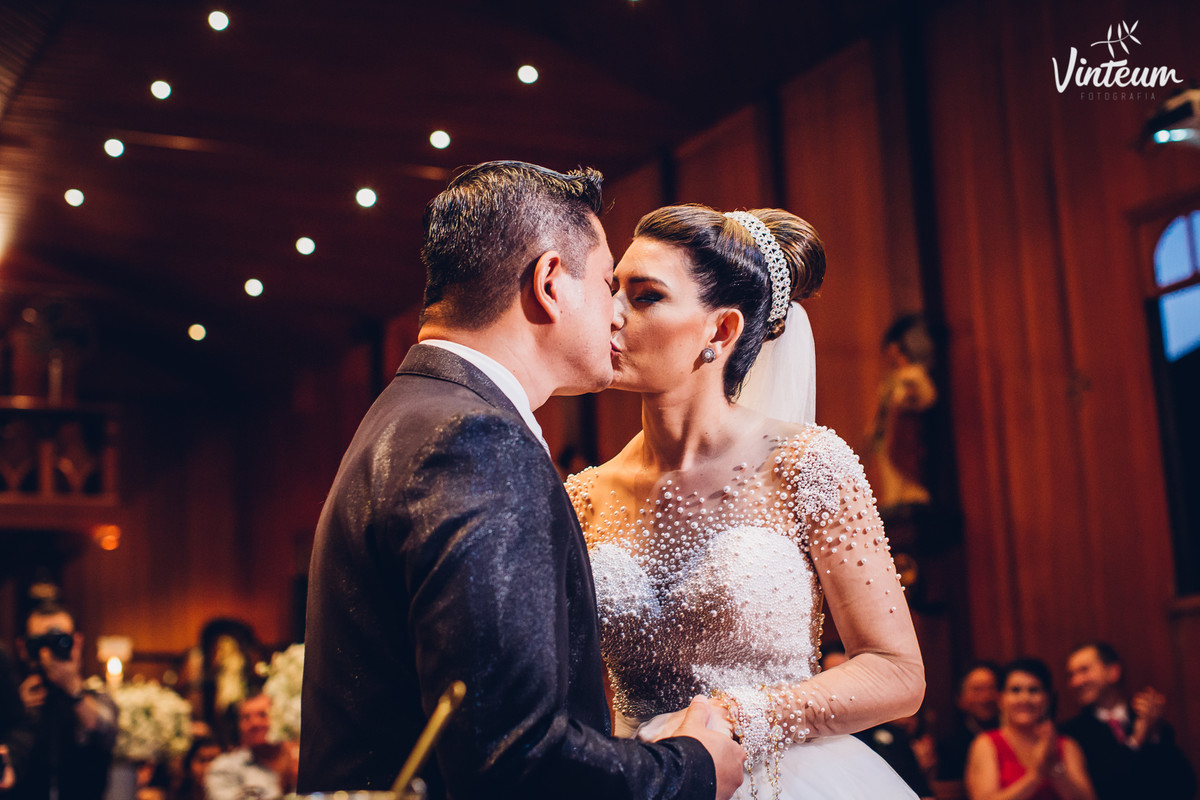 Casamento, beijo, cerimômia