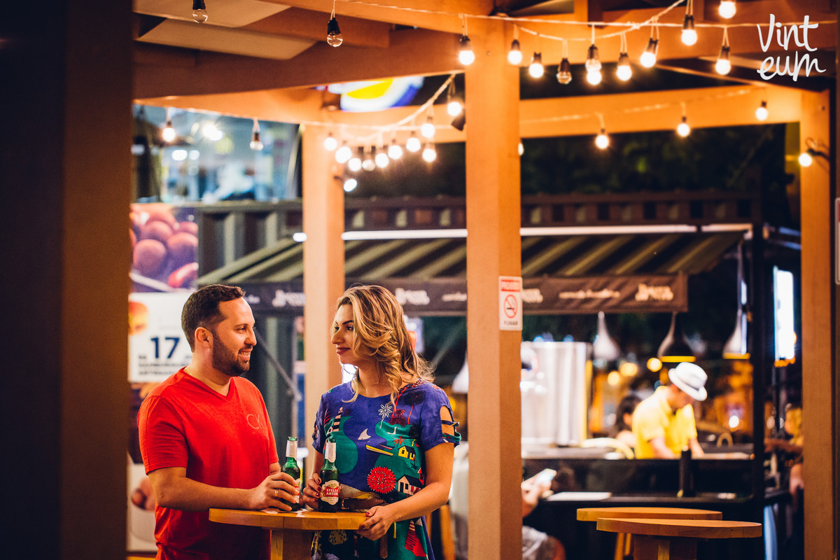 casal no bar maringa pr