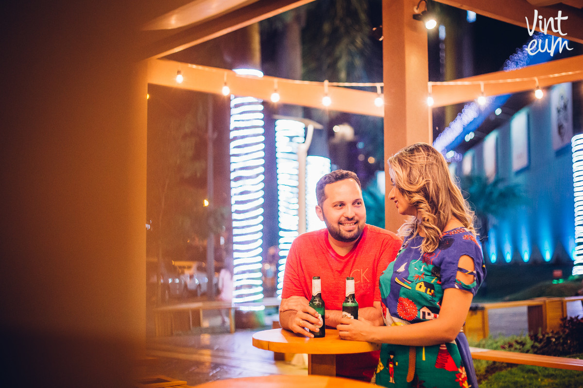 casal no bar maringa pr