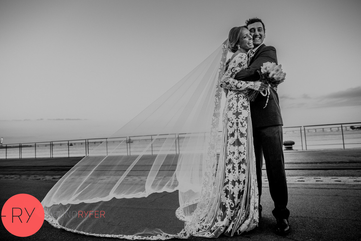LARISSA & JOEL