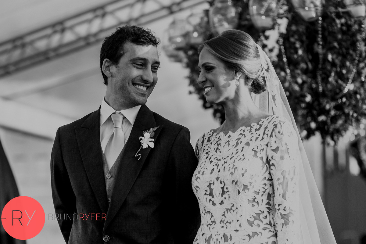 LARISSA & JOEL