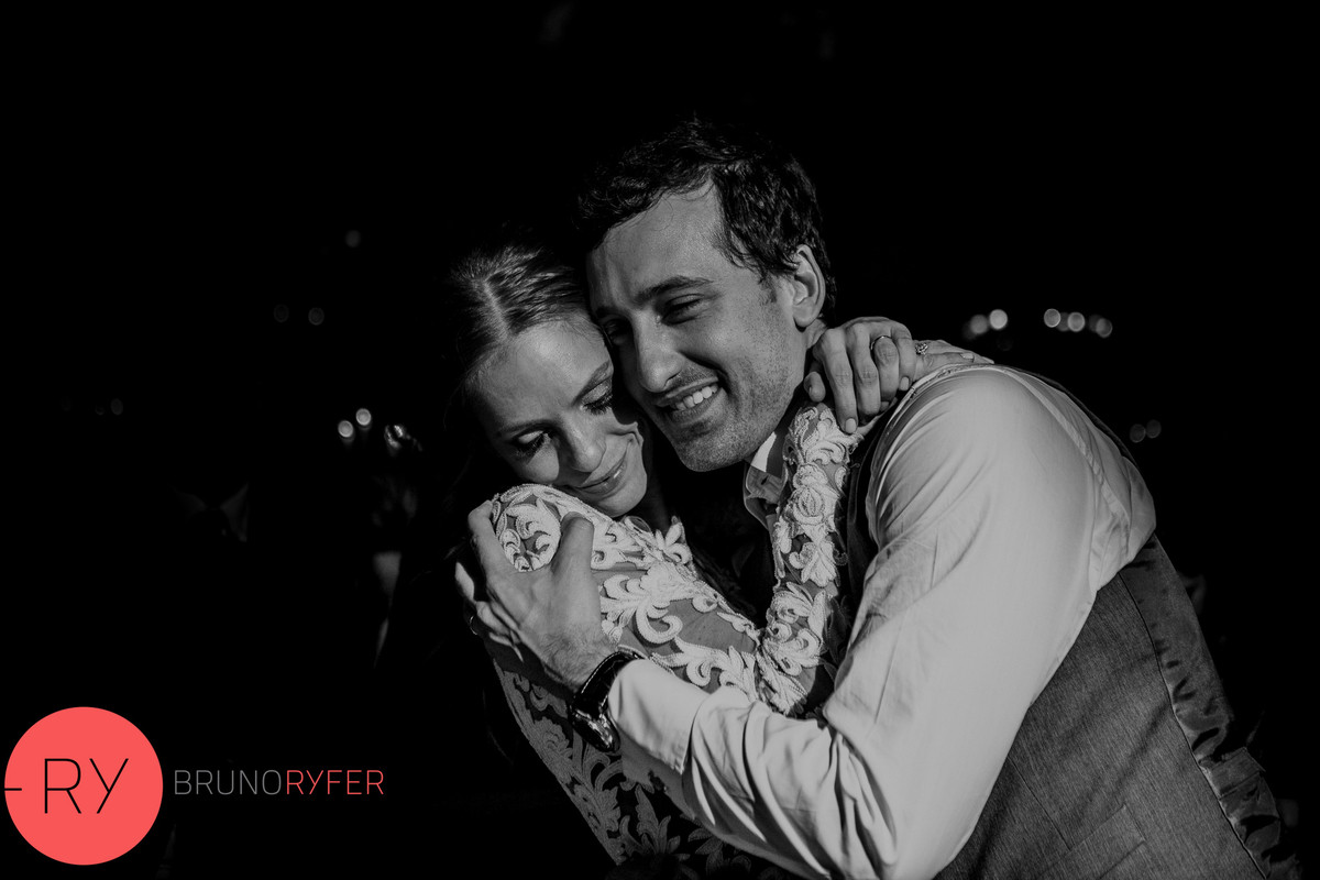 LARISSA & JOEL