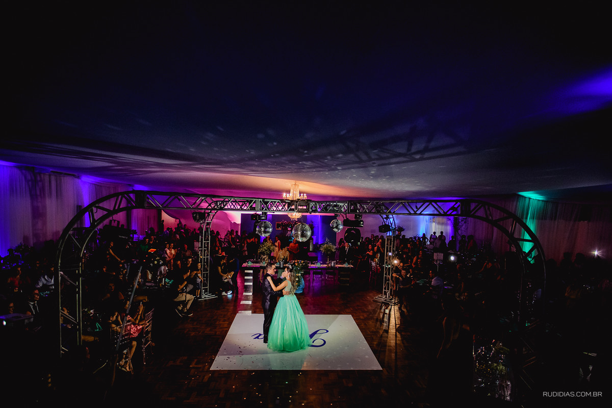 primeira dança em festa de 15 anos em capao da canoa