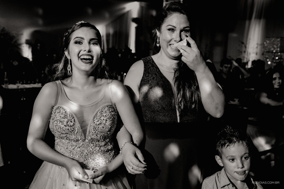 mae  homenageia filha em seus 15 anos em capao da canoa