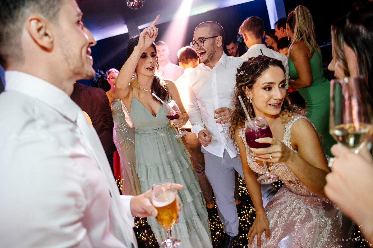 festa de casamento na saba em atlantida 