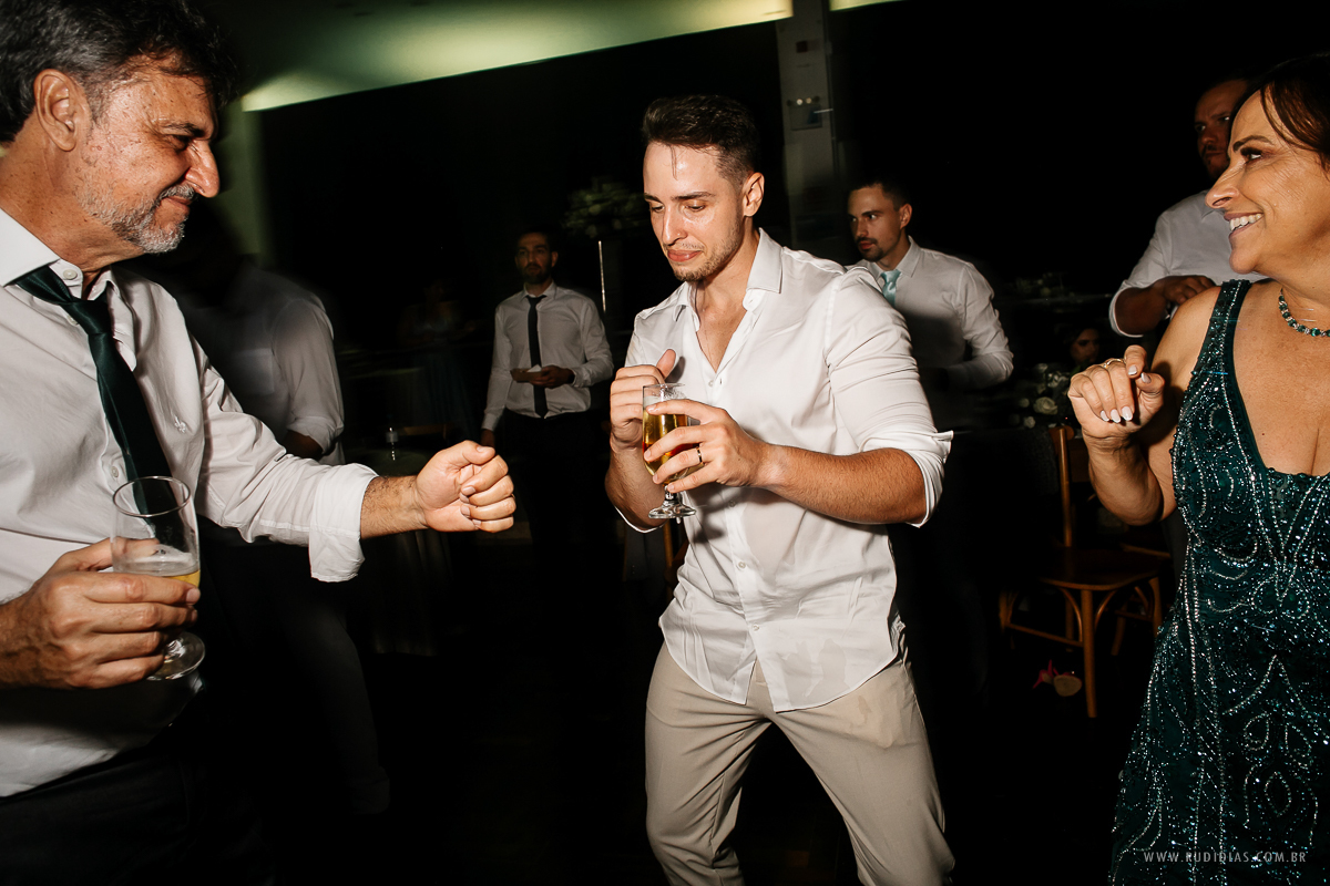 festa de casamento na saba em atlantida 