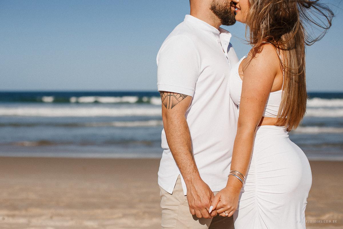 ensaio pré wedding na praia do mariscal