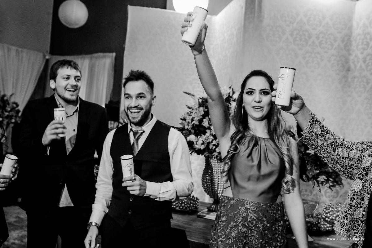 um brinde na festa de formatura em osorio