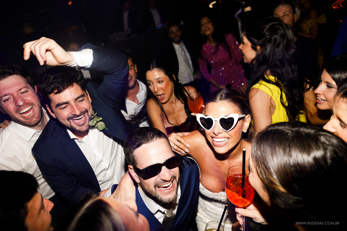 A energia da festa de casamento de Marina e João em Punta del Este.