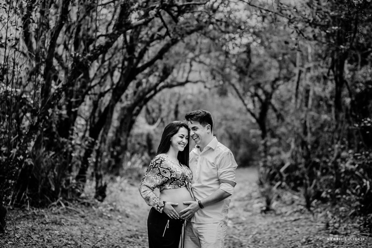 mini-ensaio-gravida-na-mata-e-floresta