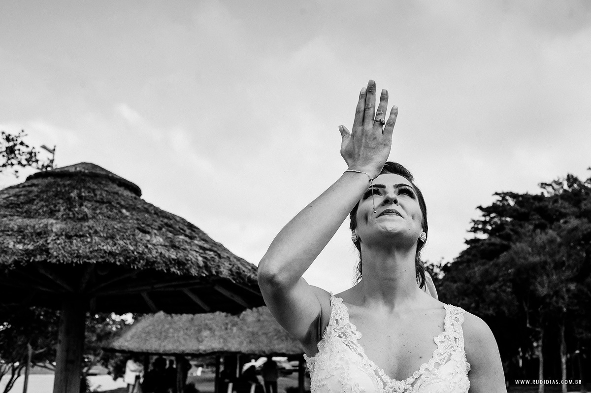 noiva se emociona e lembra do pai