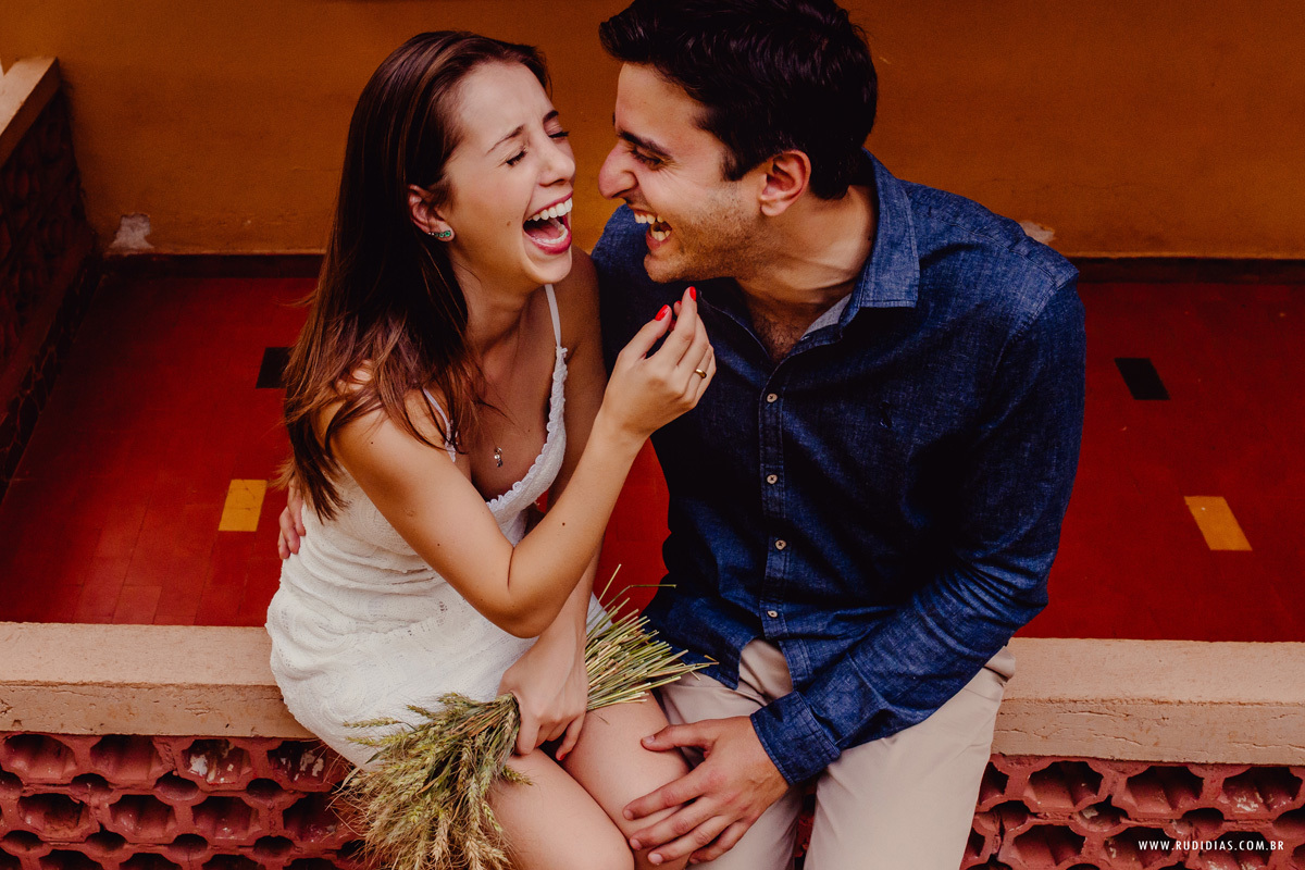 ensaio pré casamento fotos espontaneas