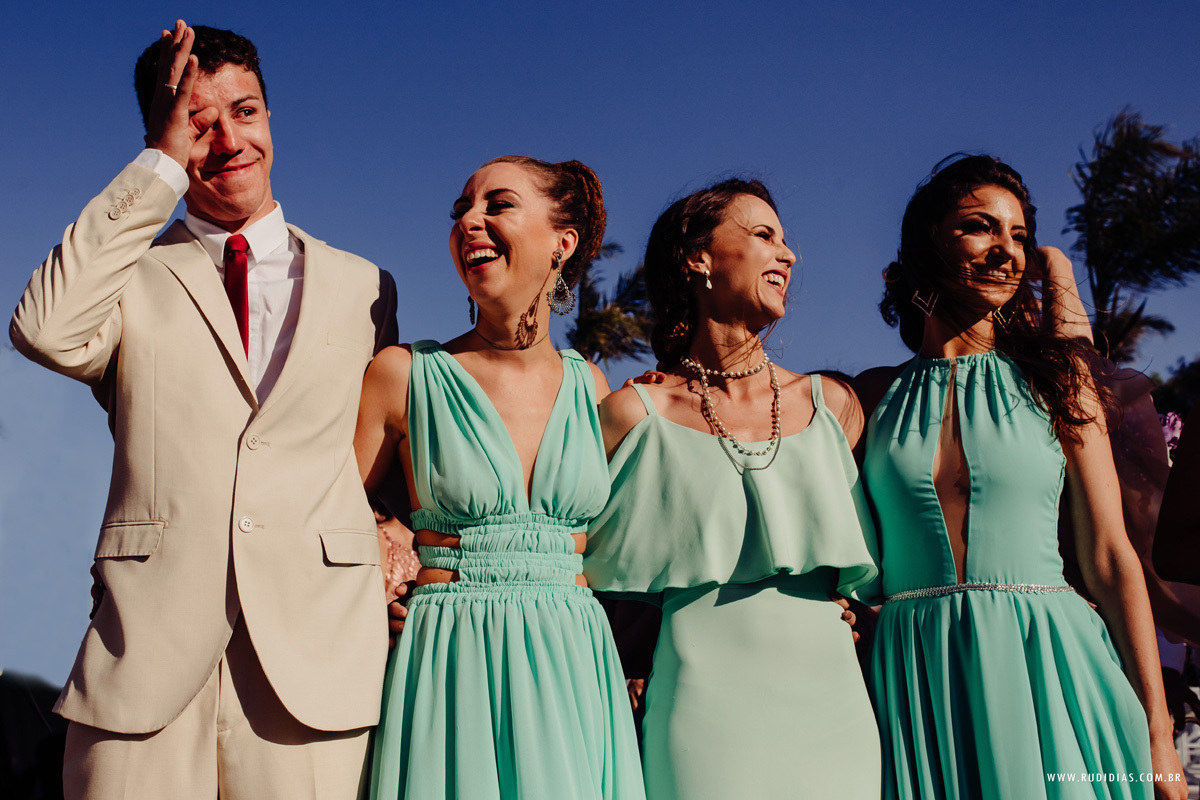 filhos emocionados em casamento em osorio