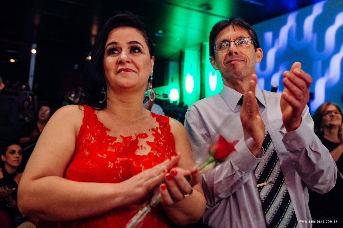 homenagem aos pais na formatura unisinos