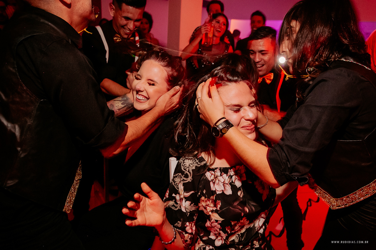 festa- de-formatura-em-imbé