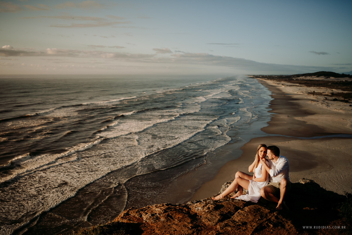 ensaio  pré casamento na praia de torres
