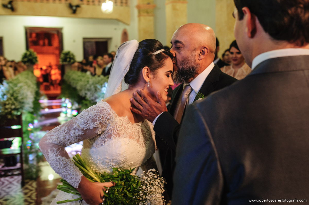 Casamento em Arara/PB, entrga do pai da noiva