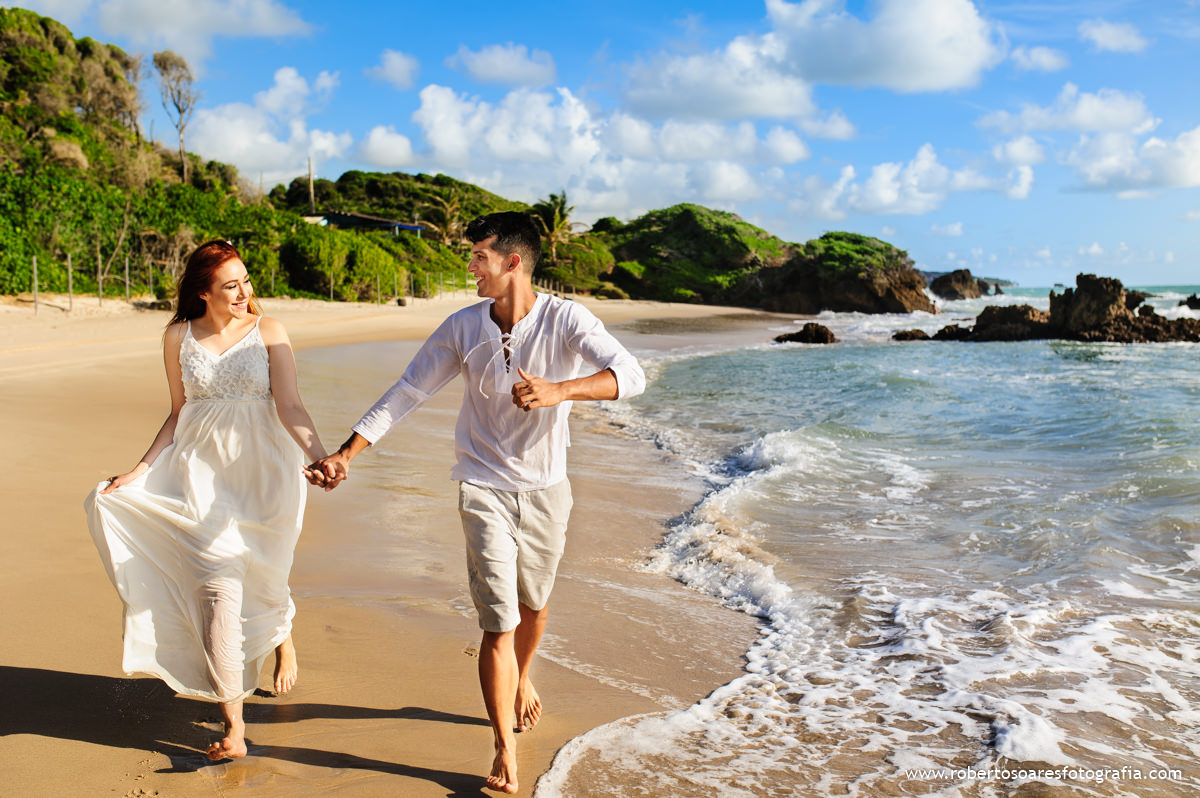 Felicidade na Praia de Tamababa