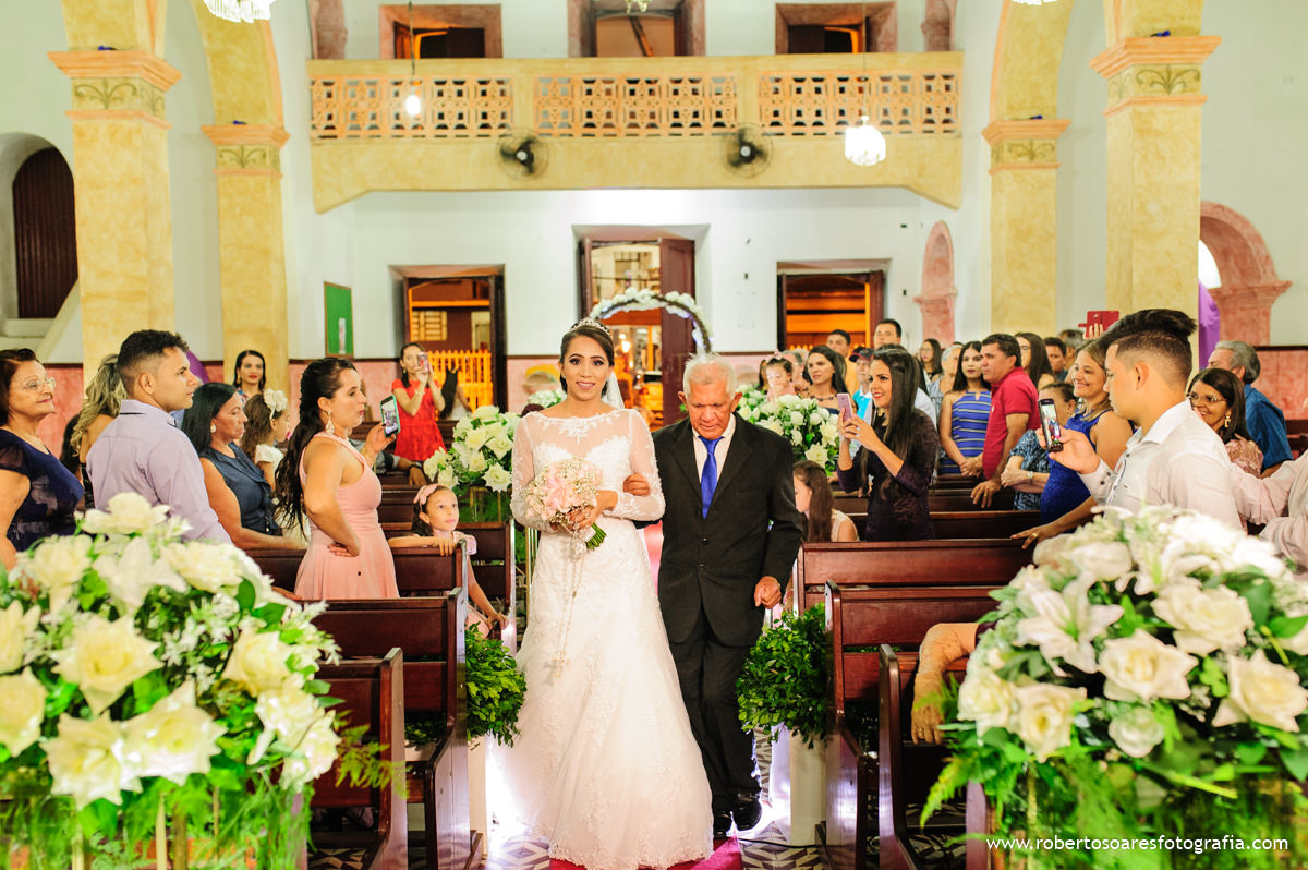 Entrada noiva, momento feliz