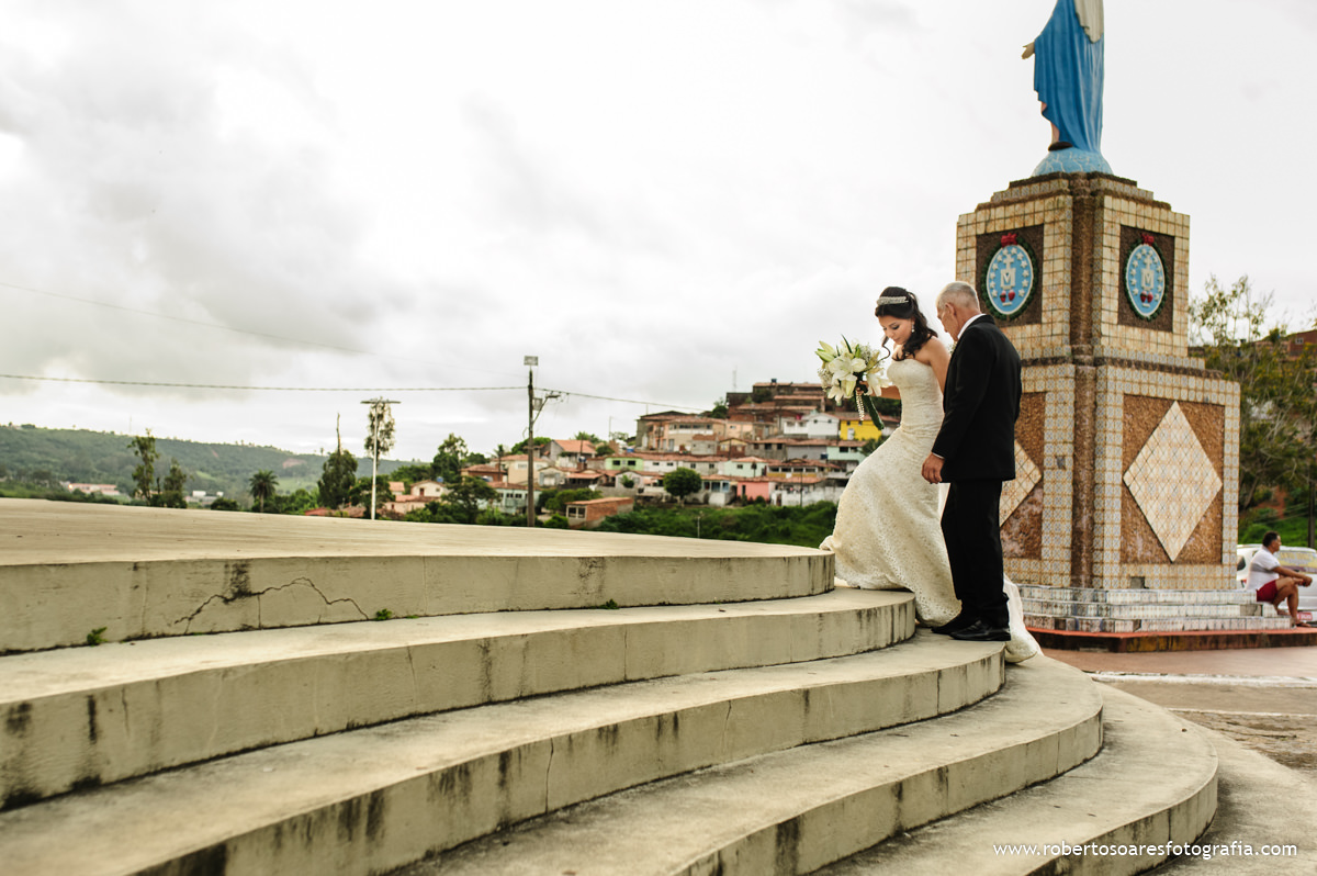 Noiva chegando - Casamento em Bananeiras